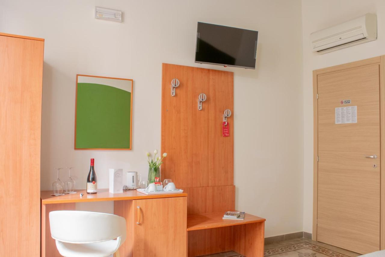 Porta Delle Botteghelle 3*